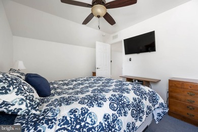 SMART LIVING WITH ROOM TO GROW: Featuring energy saving solar - photo 31
