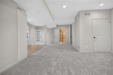 Welcome to Lake Pointe Villas in beautiful Lawrence, Kansas - photo 38