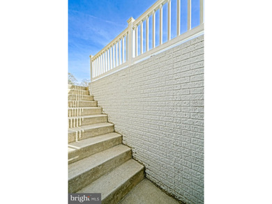 SMART LIVING WITH ROOM TO GROW: Featuring energy saving solar - photo 40