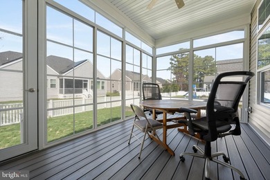 SMART LIVING WITH ROOM TO GROW: Featuring energy saving solar - photo 41