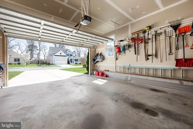 SMART LIVING WITH ROOM TO GROW: Featuring energy saving solar - photo 45