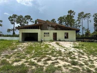 Lehigh Acres Area Home For Sale in Lehigh Acres Florida