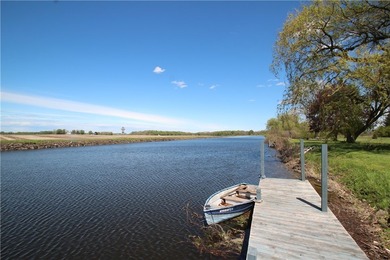 Victorian Canalfront Potential: 12621 Presbyterian Road Nestled - photo 5