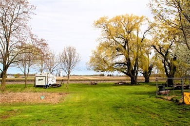 Victorian Canalfront Potential: 12621 Presbyterian Road Nestled - photo 8