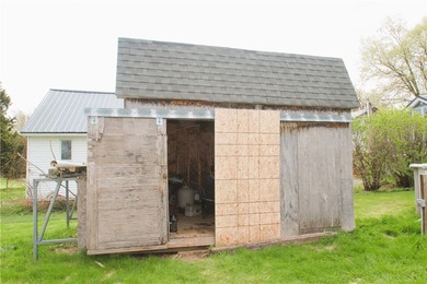 Victorian Canalfront Potential: 12621 Presbyterian Road Nestled - photo 9