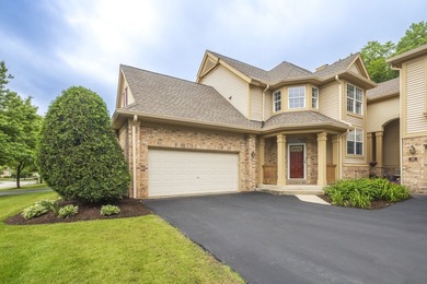(private lake, pond, creek) Townhome/Townhouse Active Under Contract in Palos Heights Illinois