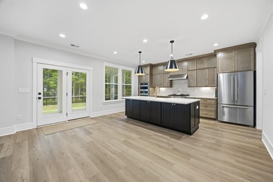 Welcome to 2031 Comradery Way in the sought-after Longwood - photo 12