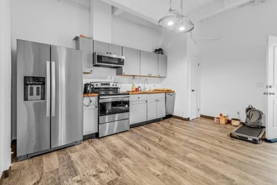 1157 Forest Avenue presents a rare mixed-use investment - photo 14