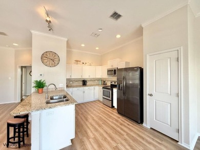 DON'T LET DAYS ON MARKET STOP YOU! This home has a new roof as - photo 16