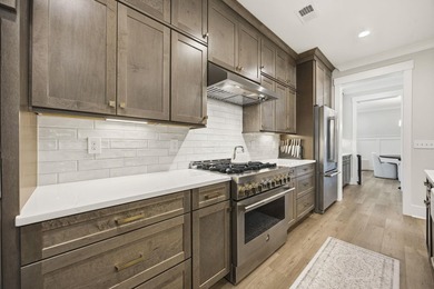 Welcome to 2031 Comradery Way in the sought-after Longwood - photo 19