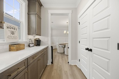 Welcome to 2031 Comradery Way in the sought-after Longwood - photo 20