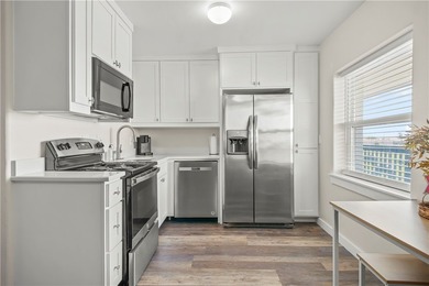 Discover this beautifully updated 1-bedroom, 1-bath condo in Sea - photo 6