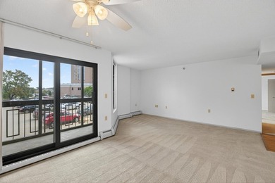 Clean, move-in ready, third floor 2-Bedroom condo in a thriving - photo 7