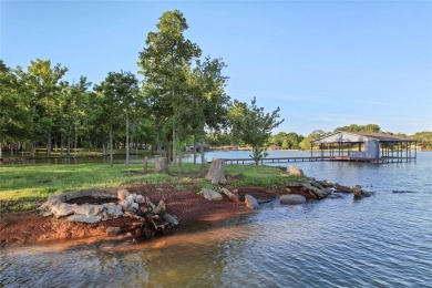 Richland Chambers Lake Home For Sale in Streetman Texas