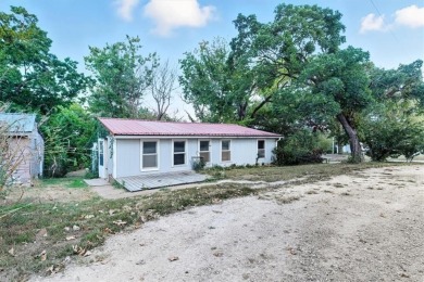 Lake of the Ozarks Home For Sale in Warsaw Missouri