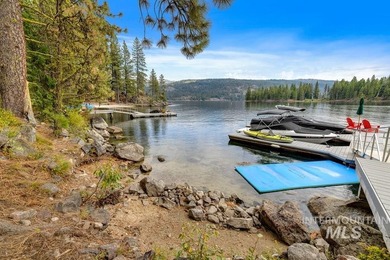 Fractional Lakefront 5-bed, 5 bath home with two additional bed - photo 11