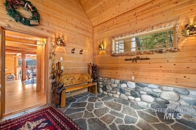 Fractional Lakefront 5-bed, 5 bath home with two additional bed - photo 13