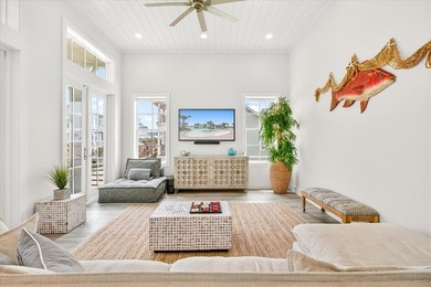 Standout Gulf views & quiet luxury come together in this 5 bdrm - photo 6