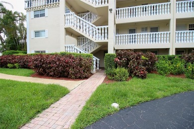 Briarwood Club in the heart of Coral Springs, tucked behind - photo 16