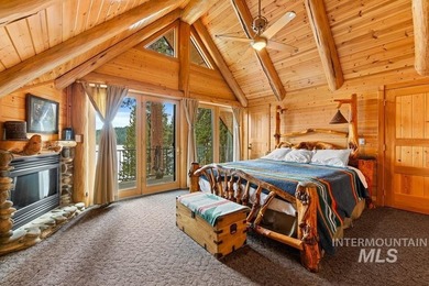 Fractional Lakefront 5-bed, 5 bath home with two additional bed - photo 29