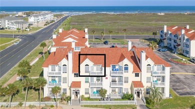 Charming and super clean 1-bedroom, 3rd-floor condo at Beach - photo 1
