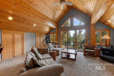 Fractional Lakefront 5-bed, 5 bath home with two additional bed - photo 38