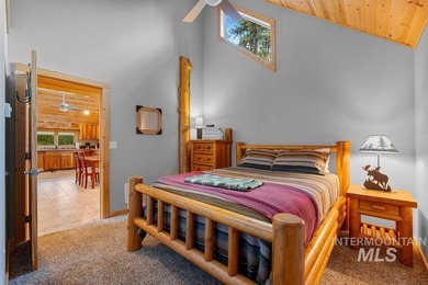 Fractional Lakefront 5-bed, 5 bath home with two additional bed - photo 43