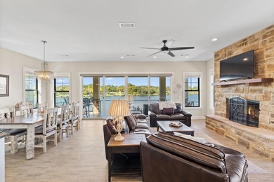 Luxury lakefront living in the gated Waterside community on Lake - photo 10