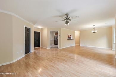 Located at the end of a quiet cul-de-sac, this well maintained - photo 12