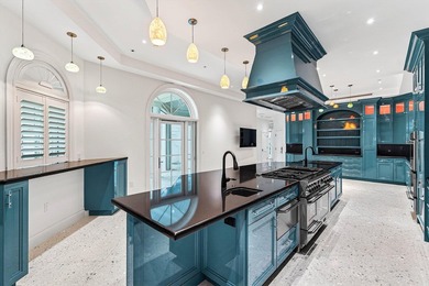 Welcome to an artfully designed luxury residence at 720 N Ocean - photo 21