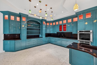 Welcome to an artfully designed luxury residence at 720 N Ocean - photo 29