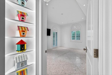 Welcome to an artfully designed luxury residence at 720 N Ocean - photo 50