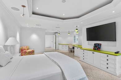 Welcome to an artfully designed luxury residence at 720 N Ocean - photo 58
