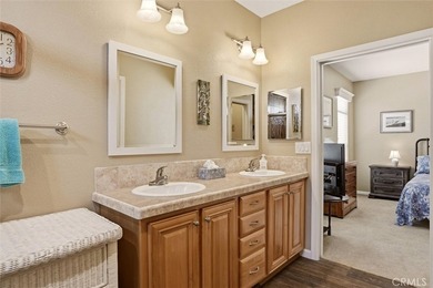 Very few 2015-built homes offer rooftop 180-degree views of - photo 27