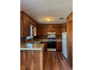 Charming modular home on almost an acre. Nestled in a small - photo 10