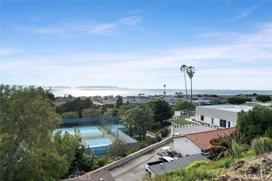 Very few 2015-built homes offer rooftop 180-degree views of - photo 41