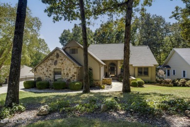 Lake Home For Sale in Loudon, Tennessee