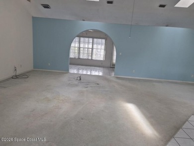 Discover the perfect blend of location and potential at 1470 - photo 2