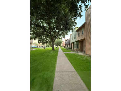 Lowest priced townhome in the area. This two-story townhome has - photo 2