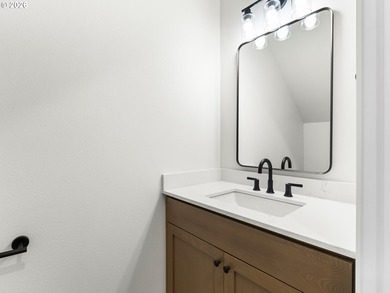 Coastal design, modern finishes, and versatile investment - photo 7