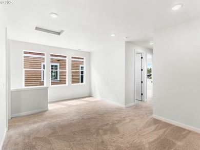 Coastal design, modern finishes, and versatile investment - photo 8