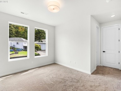 Coastal design, modern finishes, and versatile investment - photo 10