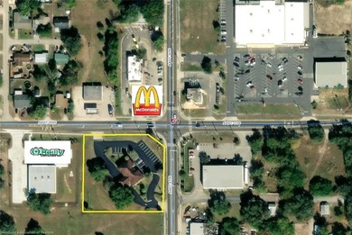 Hard Corner 1.4+-Acres with 3886+-SF Bank Bld @ N. Scenic Hwy/17 - photo 11