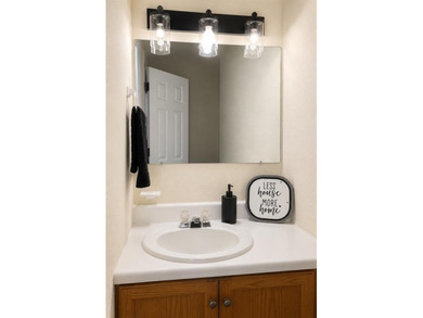 Welcome home to this spacious 2 story townhouse in Natchitoches - photo 7