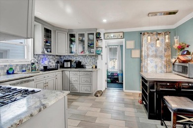 Detached, charming, and meticulously maintained single-family - photo 7