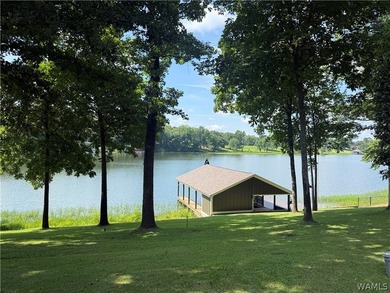 Escape to Lake Tuscaloosa! This premier Northport waterfront - photo 1