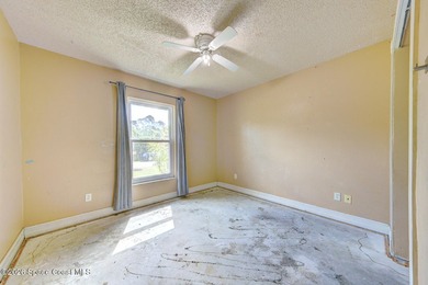 This is a spacious 4 bedroom, 3 bath home on a large lot has a - photo 8