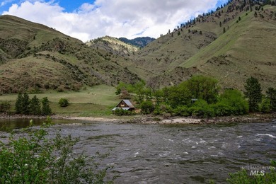 This panoramic 1400 acre ranch is located just outside the - photo 17