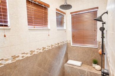 Exceptional 5,155 SF estate in Meadowood Golf & Country Club - photo 19