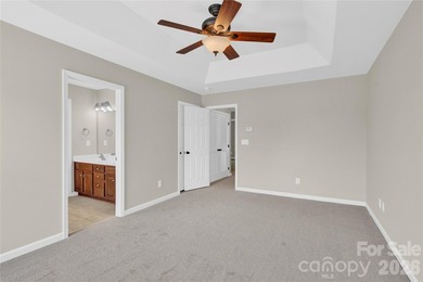 This beautifully maintained 3-bedroom, 2.5 bath move- in ready - photo 22